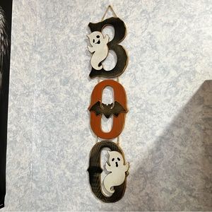 Halloween “Boo” Sign 👻🦇👻